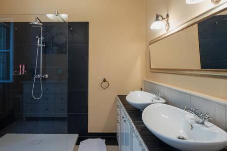 Apartamento Charming Flat In The Center Budapest Exterior foto